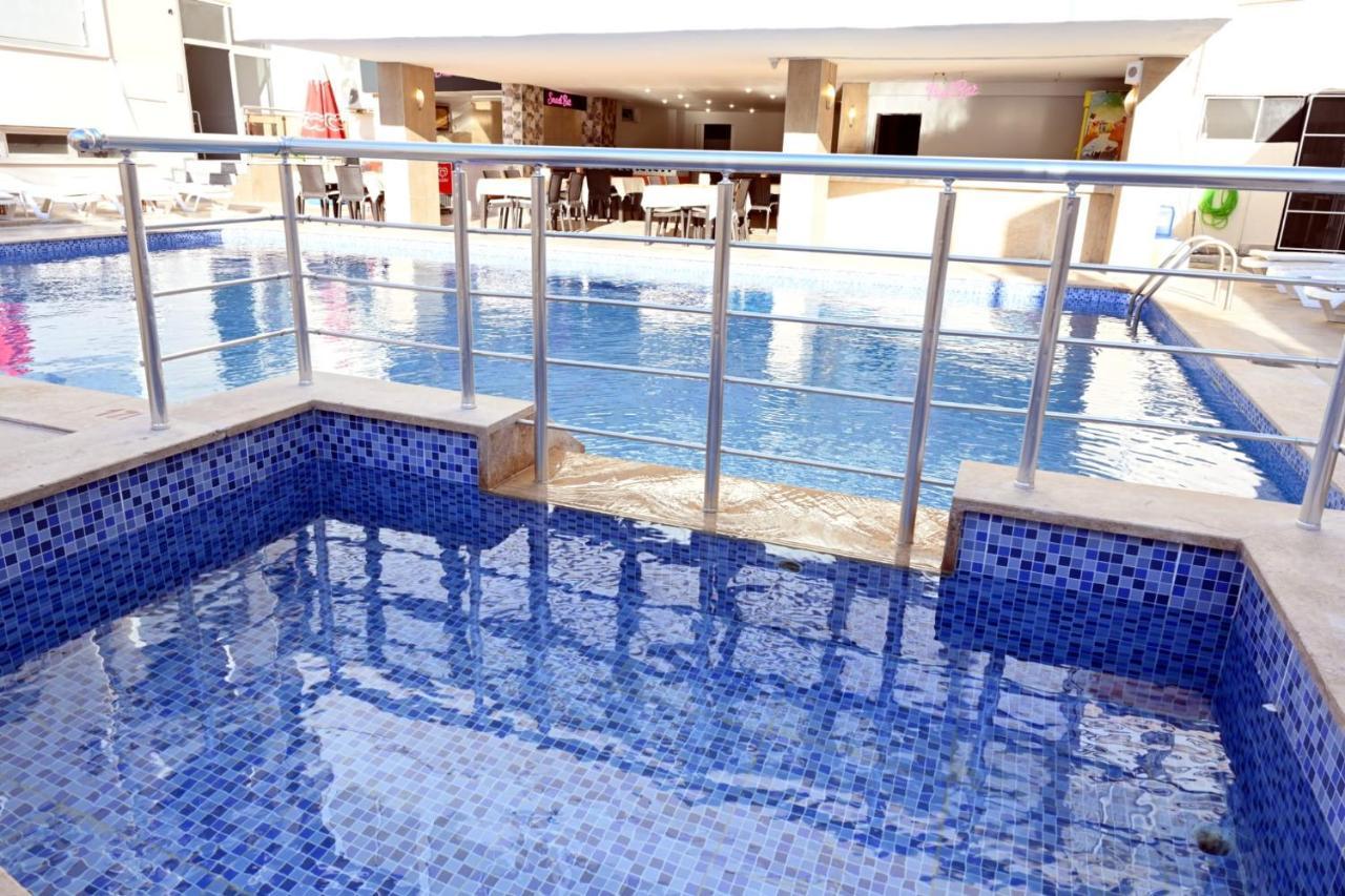 Roxx Royal Hotel Kusadasi Exterior foto