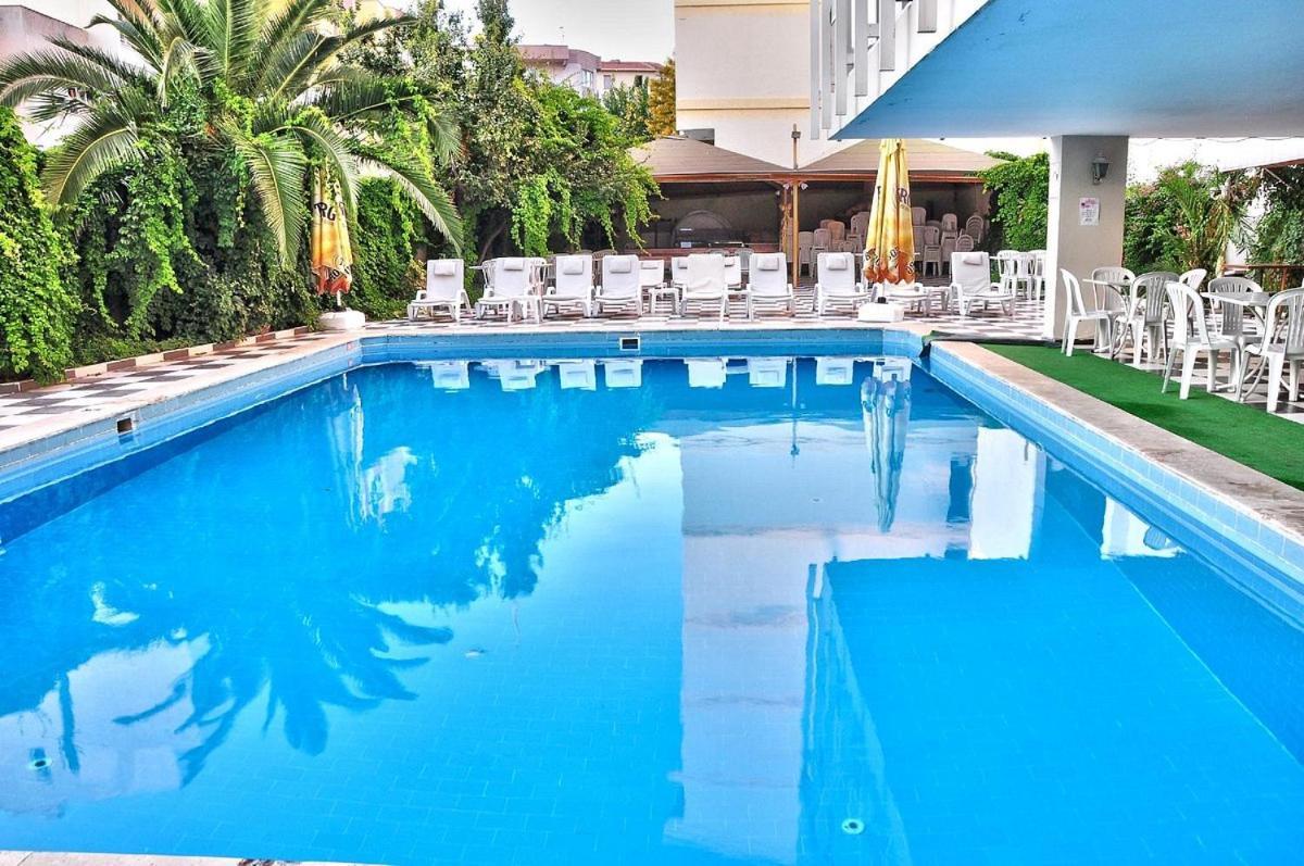 Roxx Royal Hotel Kusadasi Exterior foto